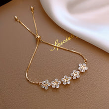 Luxury flower zircon adjustable female bracelet