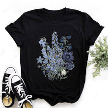 Tops Graphic Tees Women Lips Kawaii T-shirt