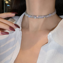 Copper inlaid zircon, luxury shiny necklace sexy ladies party necklace