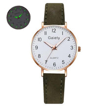 New Simple Vintage Small Women Watch Leather
