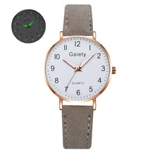 New Simple Vintage Small Women Watch Leather