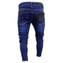 Frayed Slim Fit Jeans